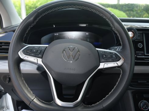 Used 2024 Volkswagen Taos S image 12