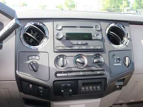 Used 2010 Ford F250 XLT AWD/4WD image 12