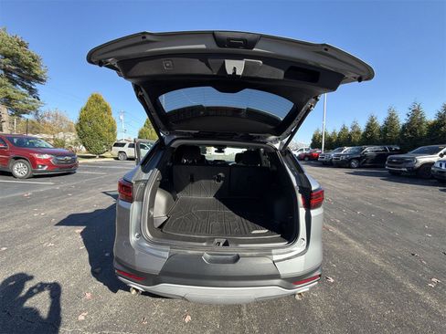 Used 2023 Chevrolet Blazer LT w/ Convenience Package image 23