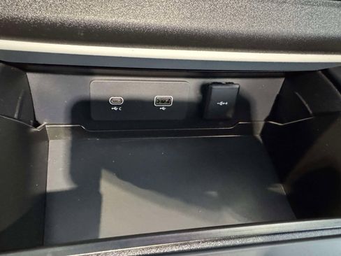 Used 2021 Land Rover Defender 110 S image 30