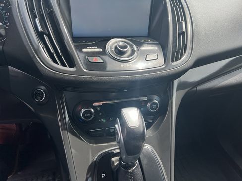 Used 2014 Ford Escape Titanium AWD/4WD image 17