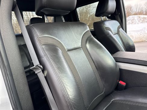 Used 2011 Ford F150 Raptor w/ SVT Exterior Graphics Pkg image 28