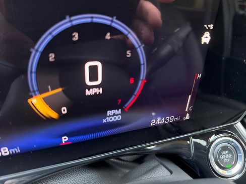 Used 2024 Chevrolet Trax ACTIV w/ Sunroof Package image 24