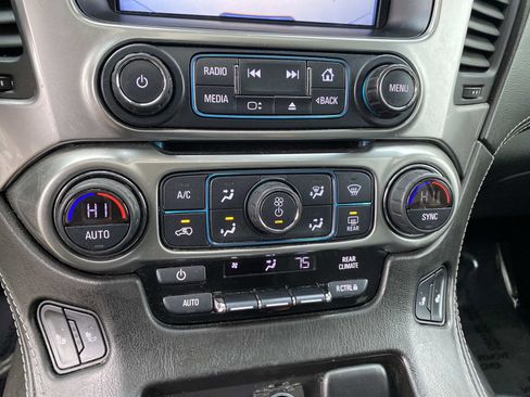 Used 2018 Chevrolet Tahoe LT w/ RST Edition image 16