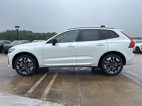 New 2026 Volvo XC60 B5 Plus w/ Protection Package Premier image 4