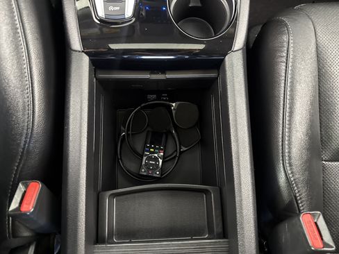 Used 2019 Honda Pilot Elite image 37