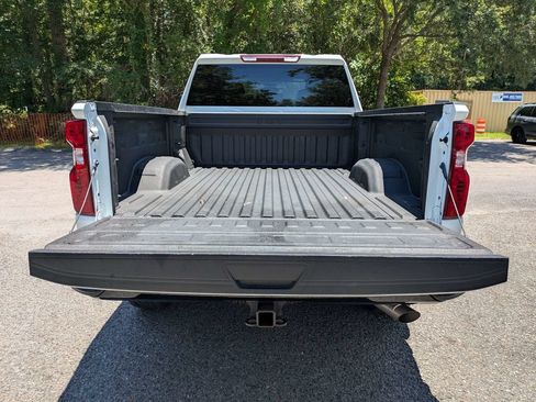 Used 2025 Chevrolet Silverado 2500 Custom w/ Custom Value Package AWD/4WD image 13
