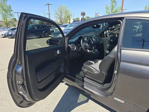 Used 2017 FIAT 500 e image 10