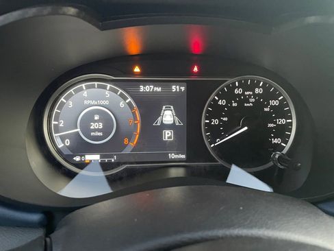 New 2025 Nissan Versa SV w/ Trunk Package image 19