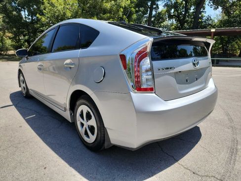 Used 2012 Toyota Prius Three FWD image 4