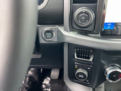 New 2026 Ford F150 XLT w/ Equipment Group 302A MID AWD/4WD image 15