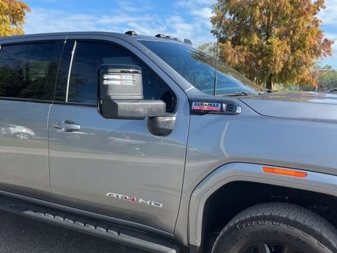 Used 2025 GMC Sierra 2500 AT4 w/ AT4 Premium Plus Package image 9