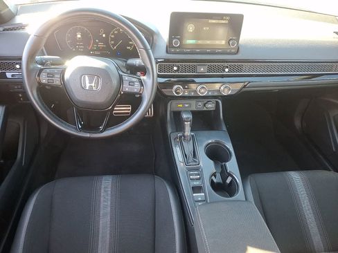 Used 2023 Honda Civic Sport image 12