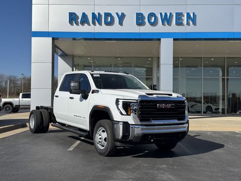 New 2026 GMC Sierra 3500 Pro w/ Convenience Package image 1