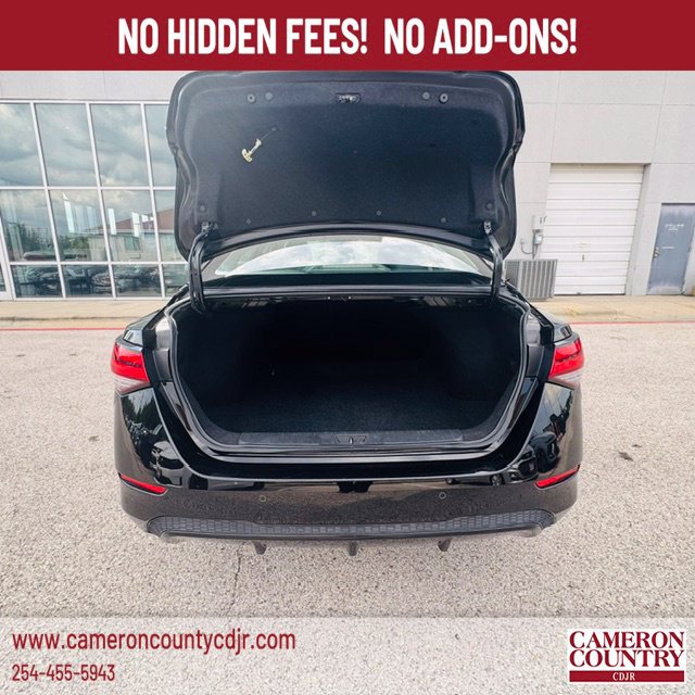 Used 2024 Nissan Sentra SV FWD image 7