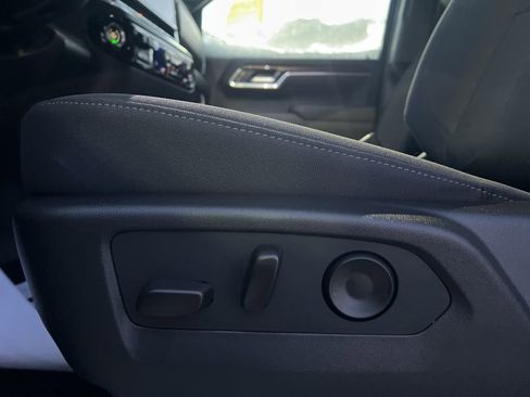 New 2026 Chevrolet Silverado 1500 LT image 9