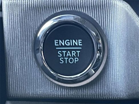 New 2026 Ford F250 Platinum w/ Platinum Plus Package image 5