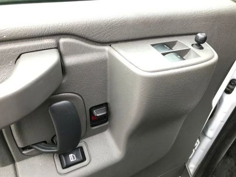 Certified 2024 Chevrolet Express 2500 Work Van w/ Driver Convenience Package image 14