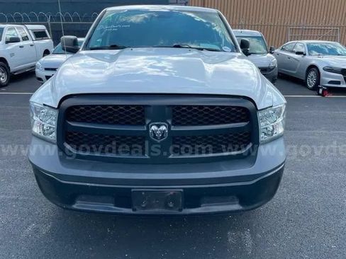 Used 2019 RAM 1500 Tradesman AWD/4WD image 3