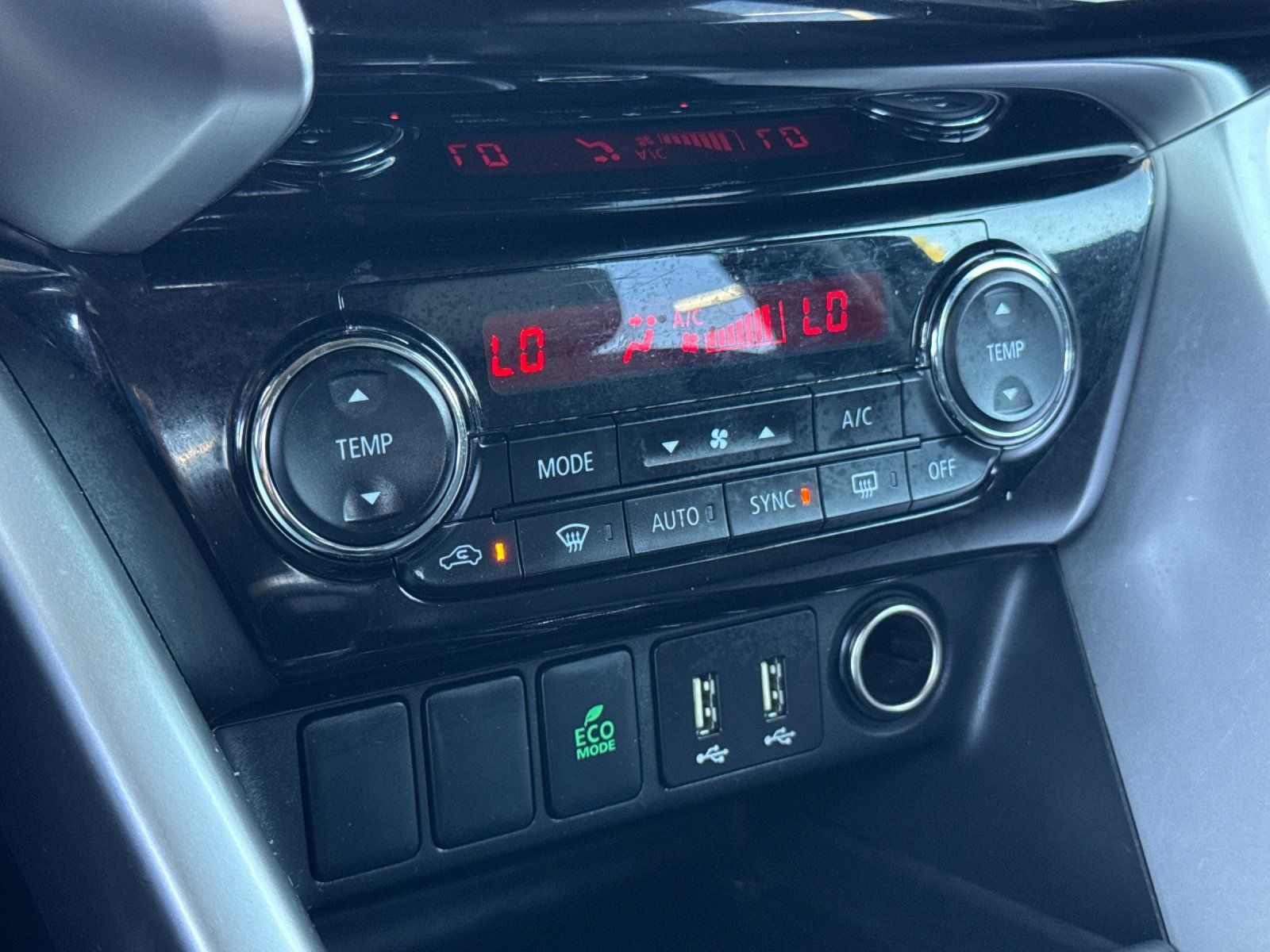 Used 2024 Mitsubishi Eclipse Cross SE AWD/4WD image 19