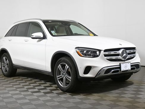 Used 2021 Mercedes-Benz GLC 300 4MATIC image 9