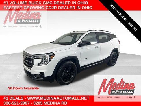 Used 2024 GMC Terrain AT4 AWD/4WD image 1