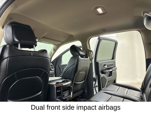 Used 2020 RAM 1500 Laramie AWD/4WD image 29