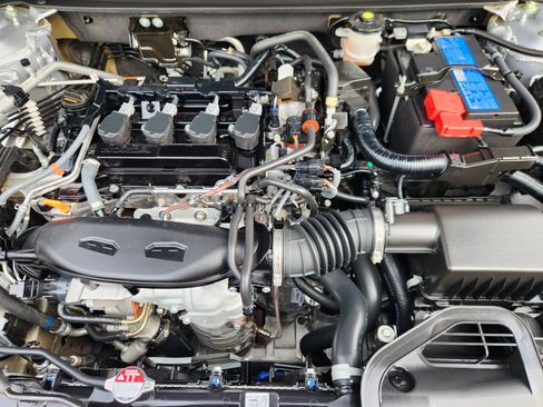 Certified 2025 Honda Accord LX image 17