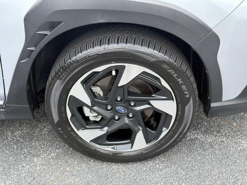 Used 2024 Subaru Crosstrek 2.5i Limited w/ Crosstrek Mirror Package AWD/4WD image 13