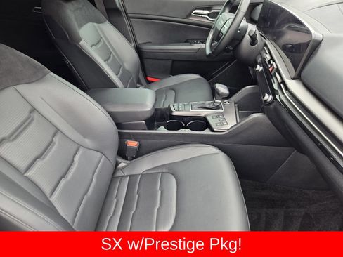 Used 2026 Kia Sportage SX AWD/4WD image 17