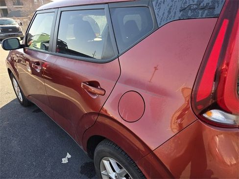 Used 2020 Kia Soul S image 6