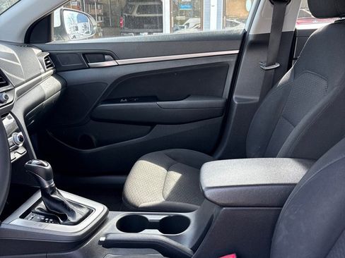 Used 2020 Hyundai Elantra SEL w/ Cargo Package (C1) image 9