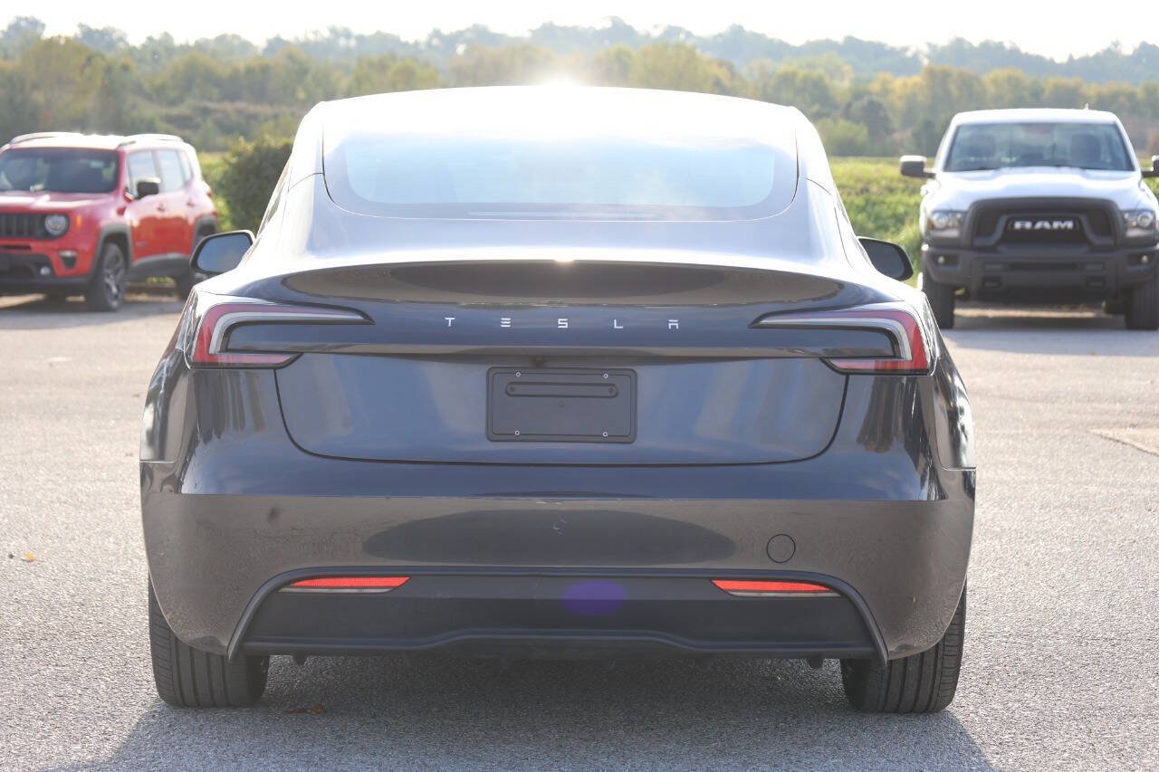 Used 2025 Tesla Model 3 Long Range RWD image 10
