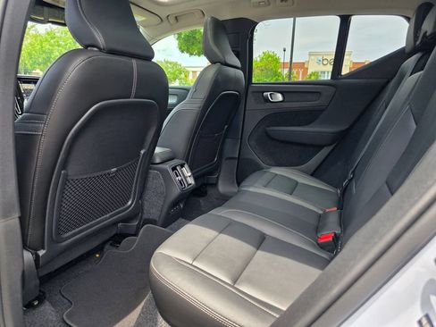 Used 2026 Volvo XC40 B5 Plus AWD/4WD image 31