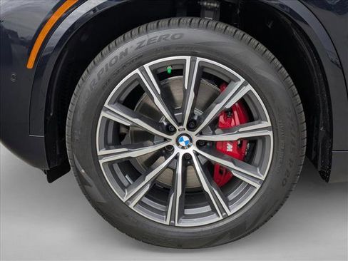 New 2026 BMW X5 xDrive40i w/ M Sport Package AWD/4WD image 10