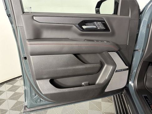 New 2026 GMC Yukon AT4 Ultimate AWD/4WD image 8