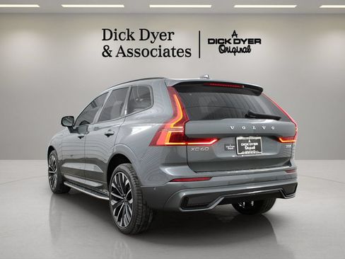 Certified 2026 Volvo XC60 T8 Ultra w/ Protection Package Premier AWD/4WD image 9