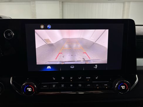 Certified 2024 Chevrolet Colorado LT w/ LT Convenience Package III image 50