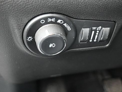 Used 2024 Jeep Compass Latitude AWD/4WD image 26