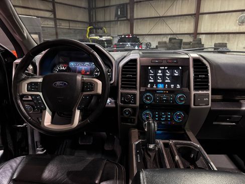 Used 2018 Ford F150 Lariat w/ Equipment Group 501A Mid AWD/4WD image 28