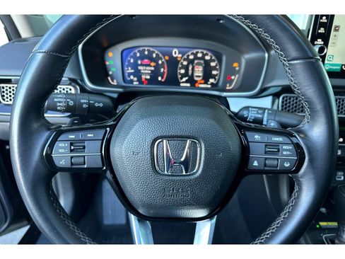 Used 2023 Honda Civic Touring image 25