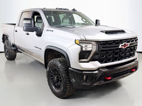 Certified 2026 Chevrolet Silverado 2500 ZR2 w/ LPO, Dark Essentials Package AWD/4WD image 3
