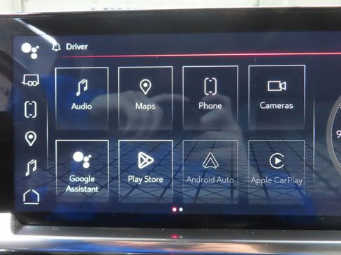 Used 2023 GMC Sierra 1500 SLT w/ SLT Convenience Package image 26