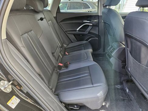 Certified 2025 Audi Q5 Premium w/ Convenience Package AWD/4WD image 24