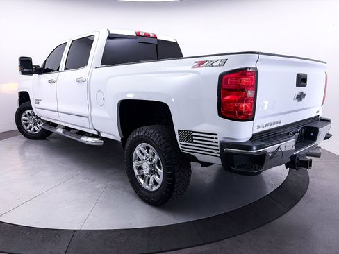 Used 2019 Chevrolet Silverado 2500 LTZ w/ Duramax Plus Package AWD/4WD image 2