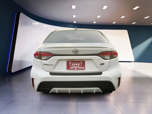 Used 2020 Toyota Corolla SE image 4