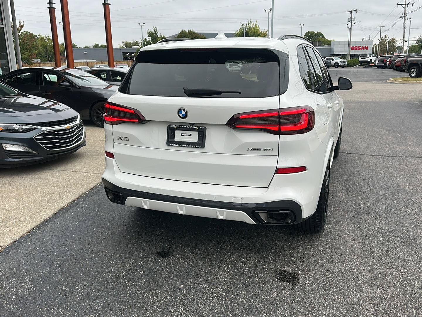 Used 2023 BMW X5 xDrive40i w/ M Sport Package AWD/4WD image 4
