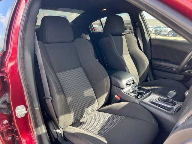 Used 2022 Dodge Charger R/T w/ Blacktop Package RWD image 28