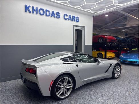 Used 2016 Chevrolet Corvette Stingray Coupe RWD image 8