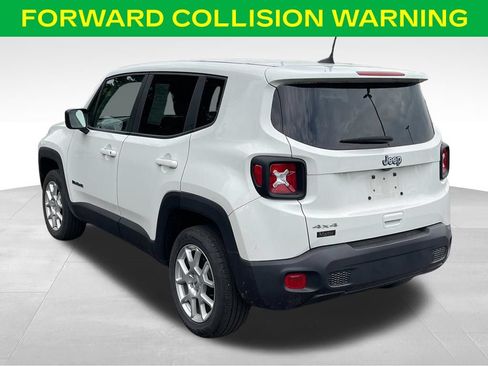 Used 2023 Jeep Renegade Latitude AWD/4WD image 12